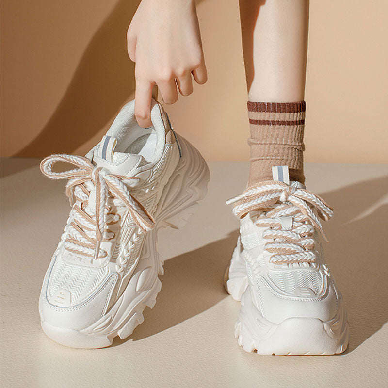 GR | Platform sneakers with a modern look