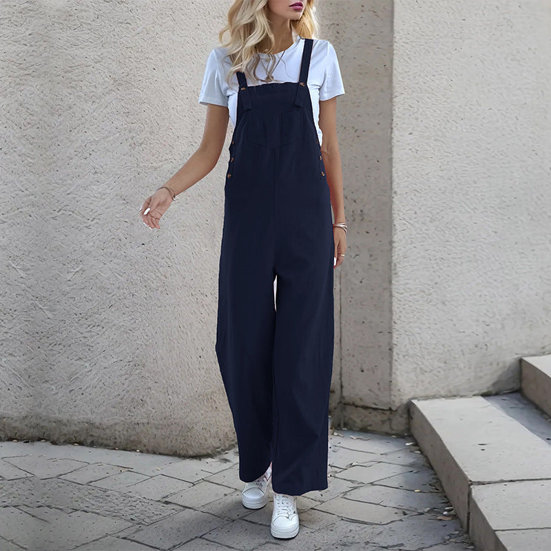 Women's relaxed palazzo-style dungarees with practical pockets and adjustable straps, size S