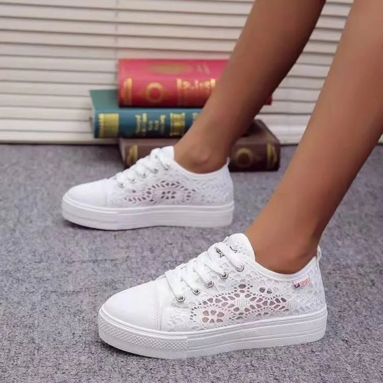 GR | Women's lace platform sneakers – Elegant and breathable style