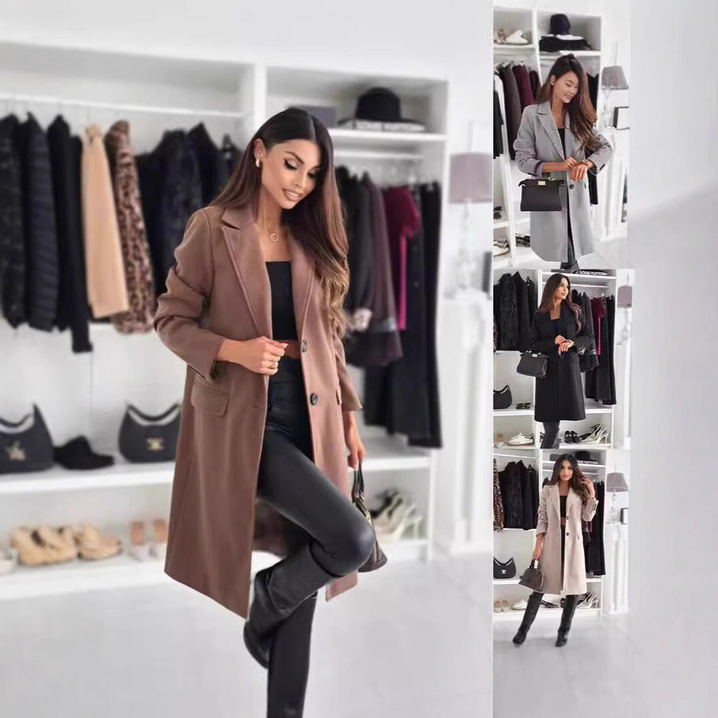 Women's elegant longer coat