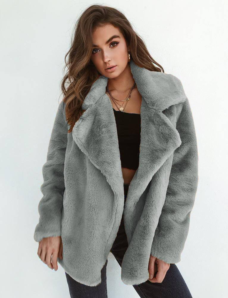 Women's elegant faux fur jacket with soft collar and relaxed fit, size [size]