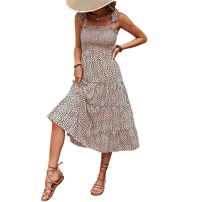 Women's midi dress with ruffle details and polka dot pattern, size