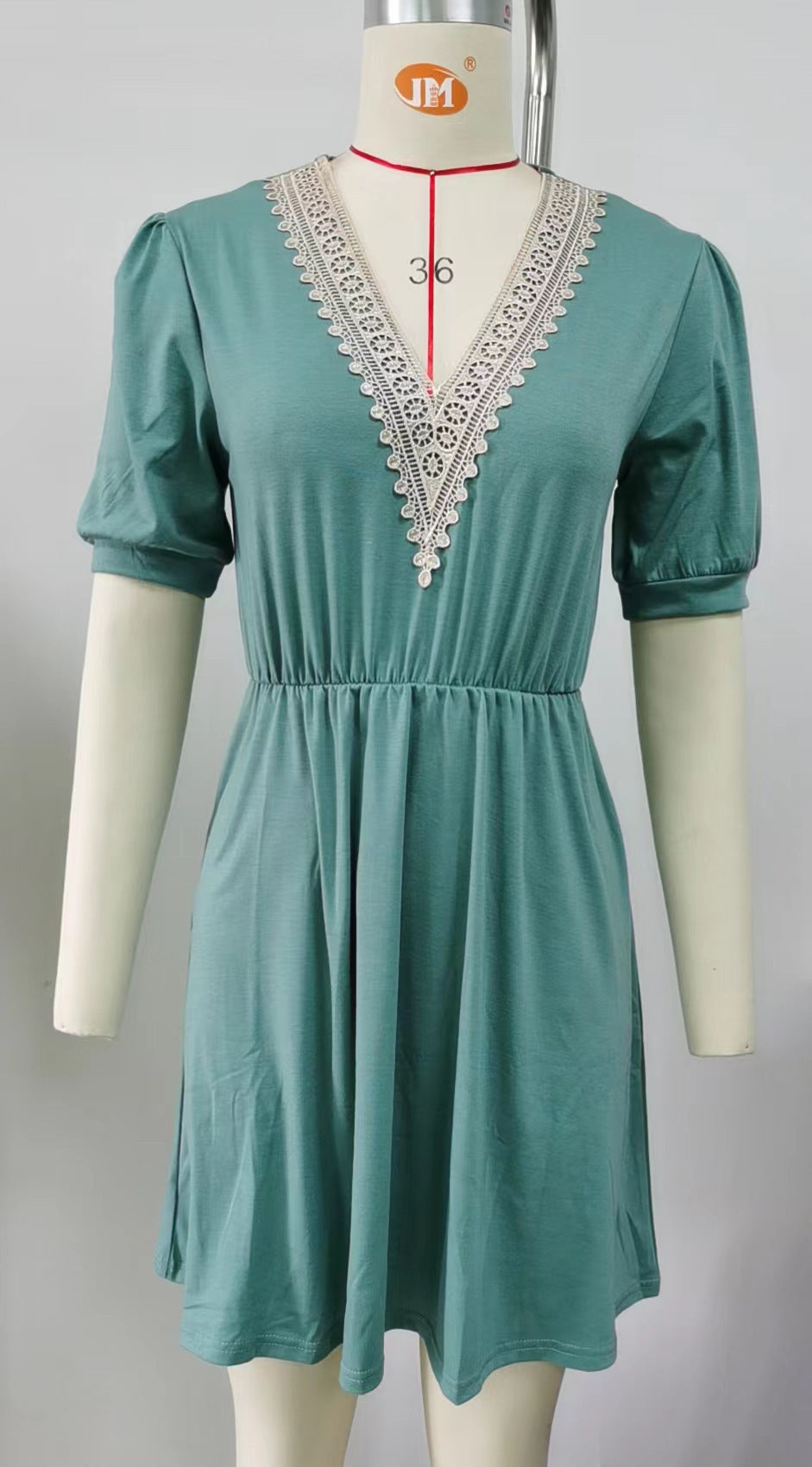 Women's midi dress with elegant V-neck and ruffle details, size