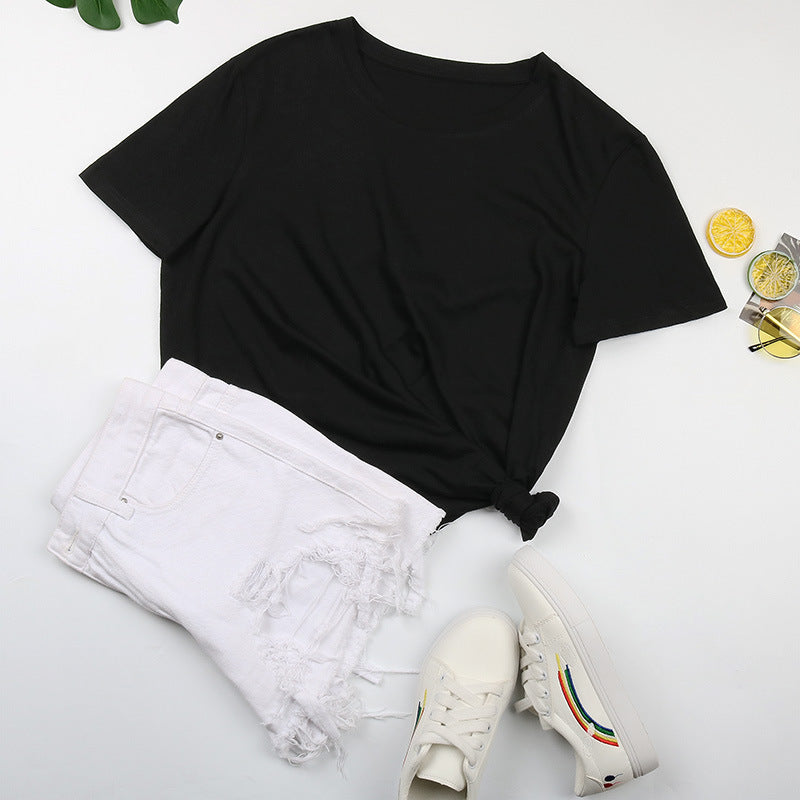 Women's basic T-shirt with a relaxed fit and high-quality cotton, size [size missing]