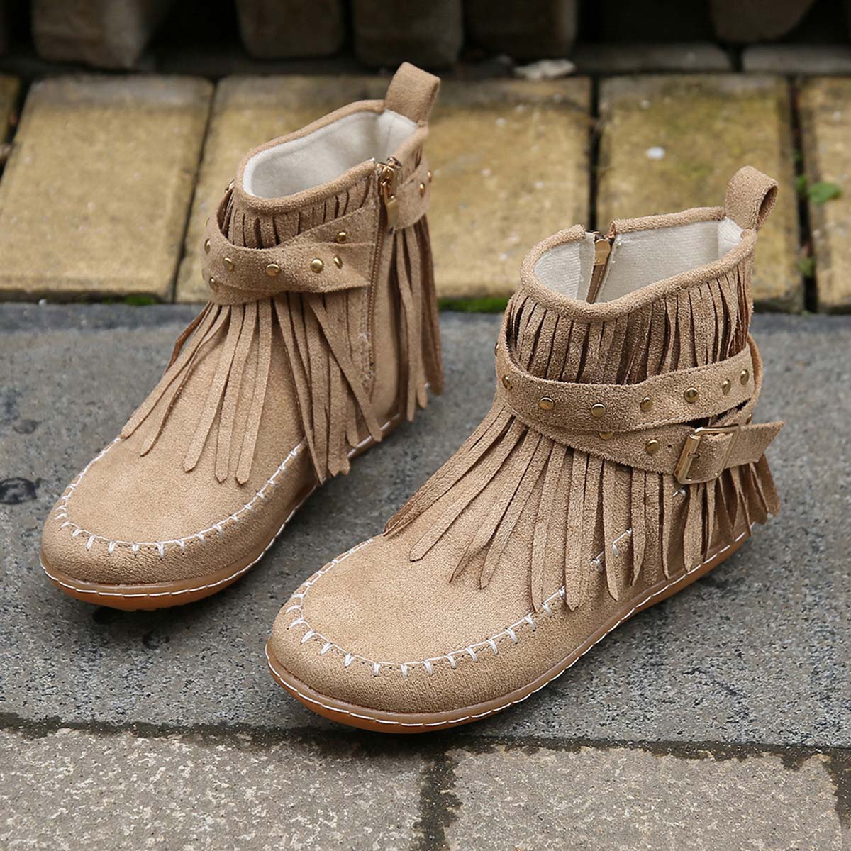 GR | Boho ankle boots with fringes and buckles for women