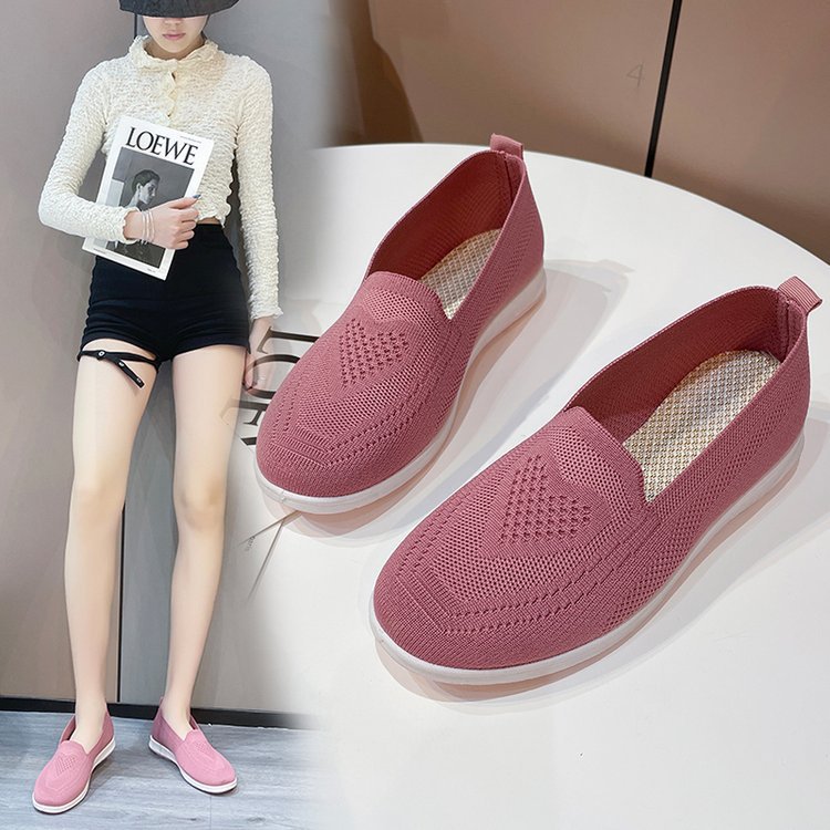 Women's comfortable slip-on sneakers with breathable knit upper, size S