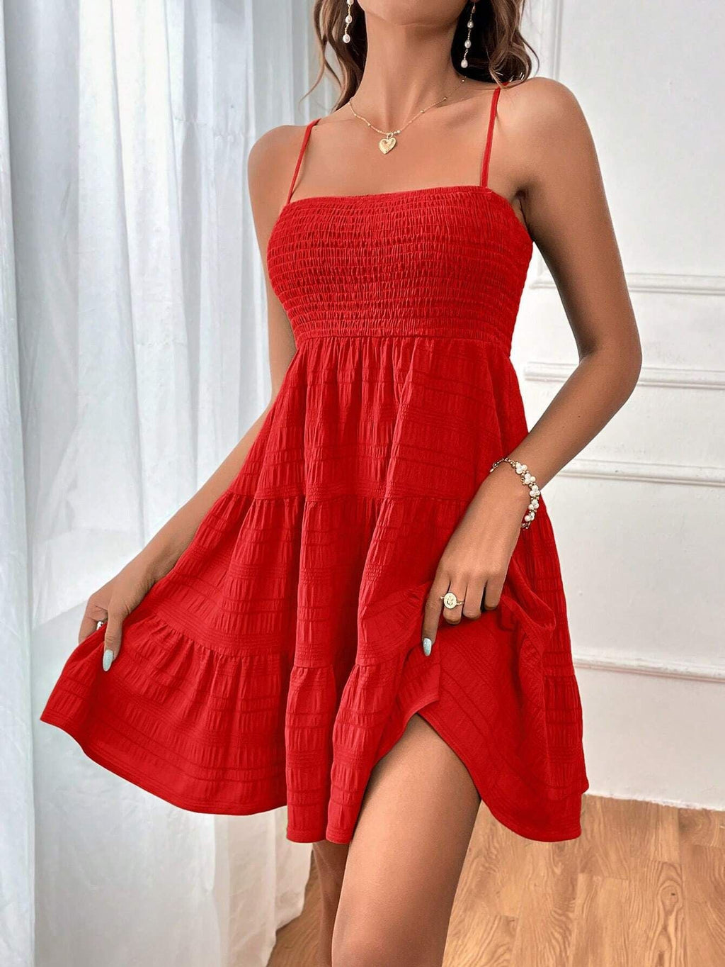 Women's casual dress with narrow straps and ruffle details, size