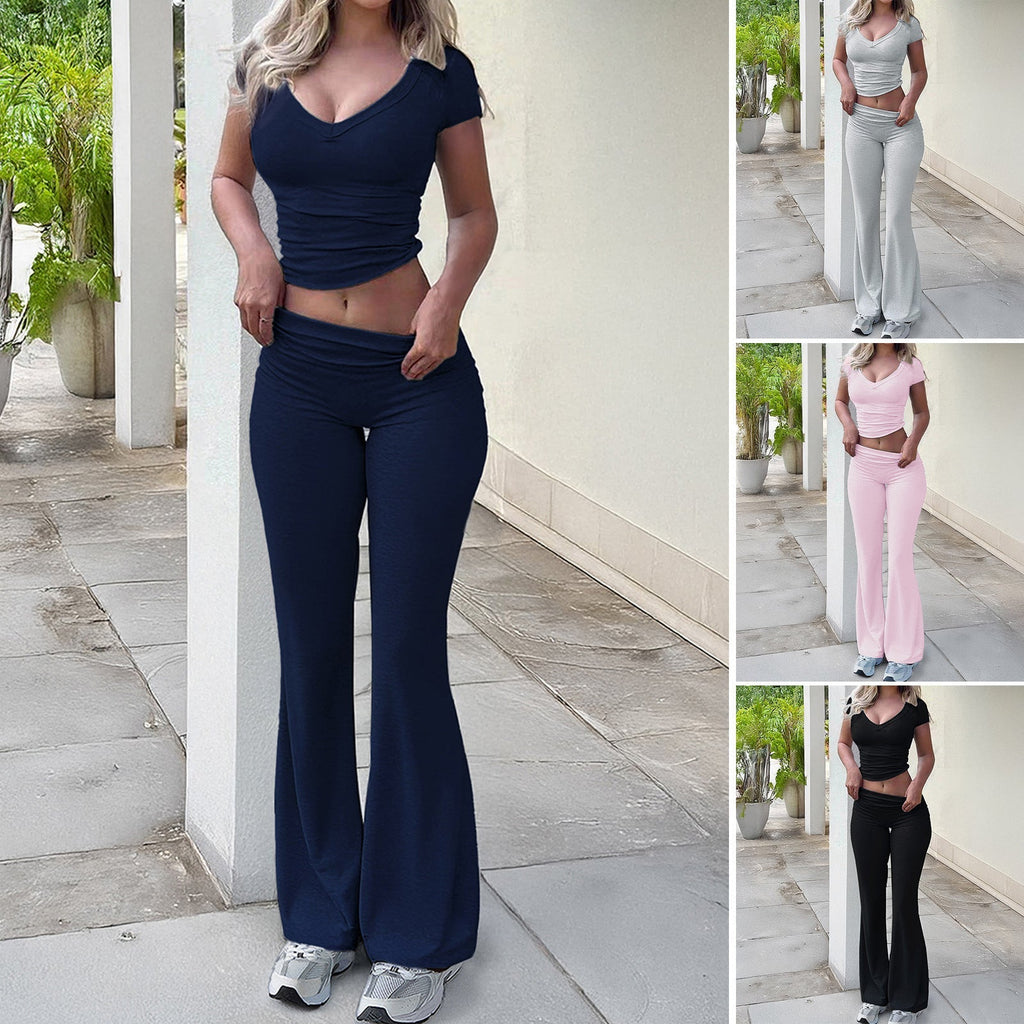 Damen Sport-Lounge-Set mit figurbetonendem Oberteil und eleganten Flared-Hosen GR