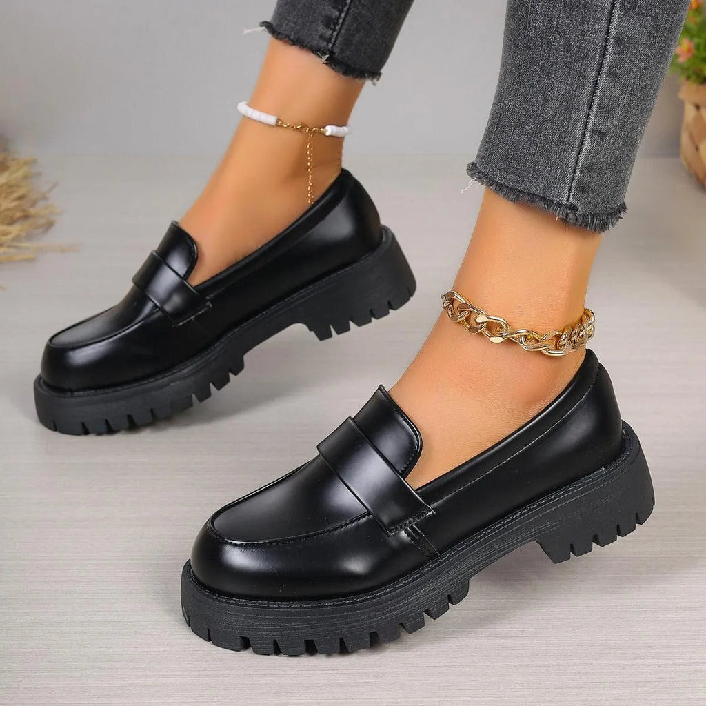GR | Black platform moccasins 