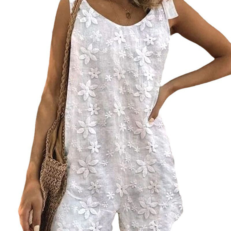 Women's jumpsuit with floral embroidery design and airy fit, size