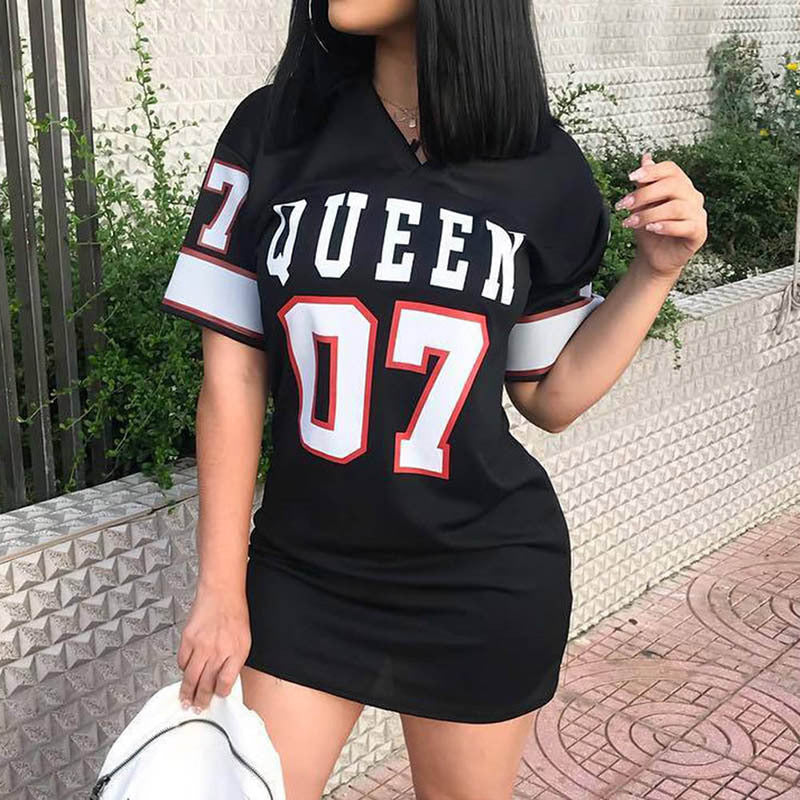 Damen Sportliches Oversized T-Shirt mit V-Ausschnitt und Druckdetails GR