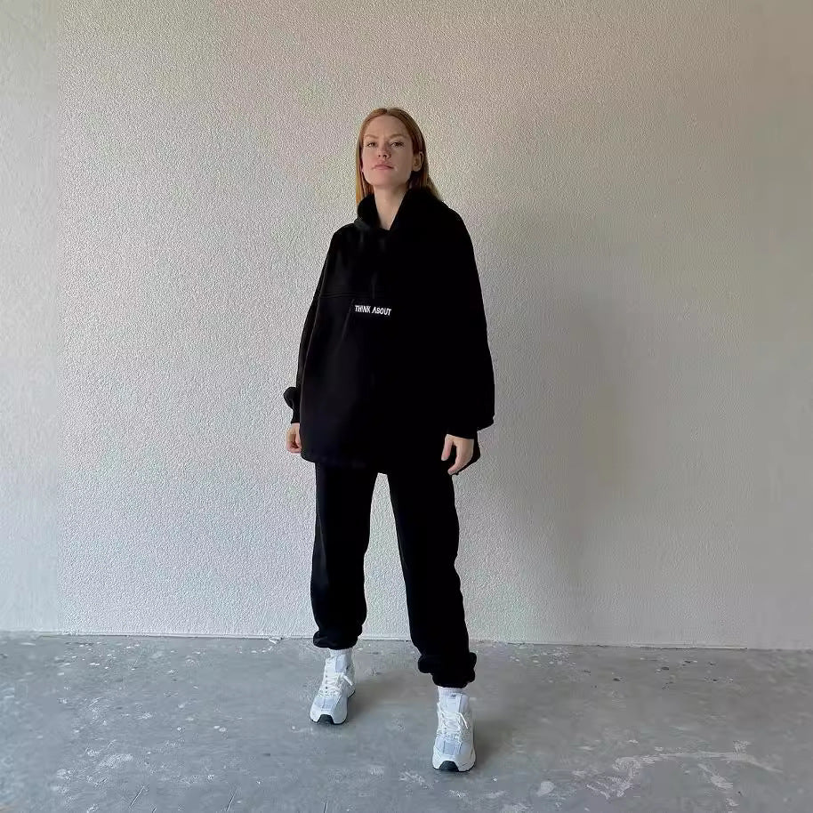 Damen bequemer Hoodie mit weitem Schnitt und praktischen Kängurutaschen GR