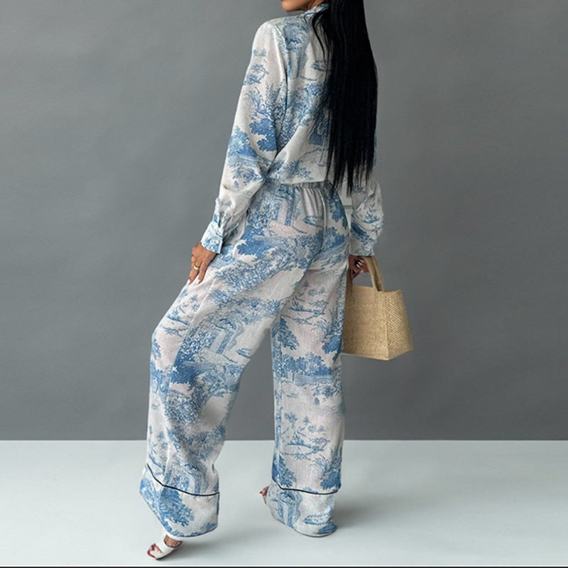 Women's elegant and comfortable pajama set with a unique floral design, size S