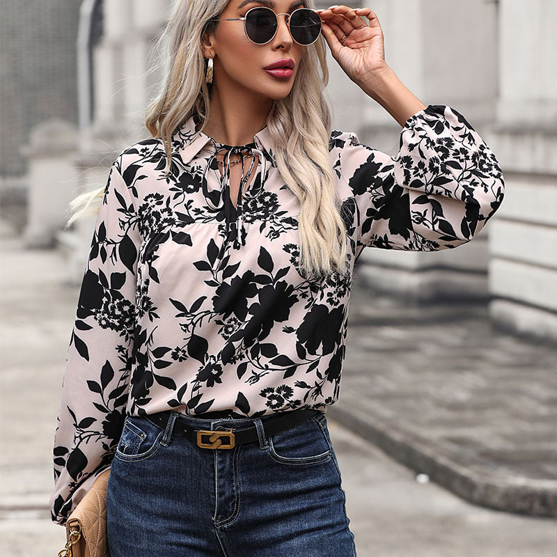 Damen Bluse mit eleganten Rüschendetails und verspieltem Blumenmuster GR