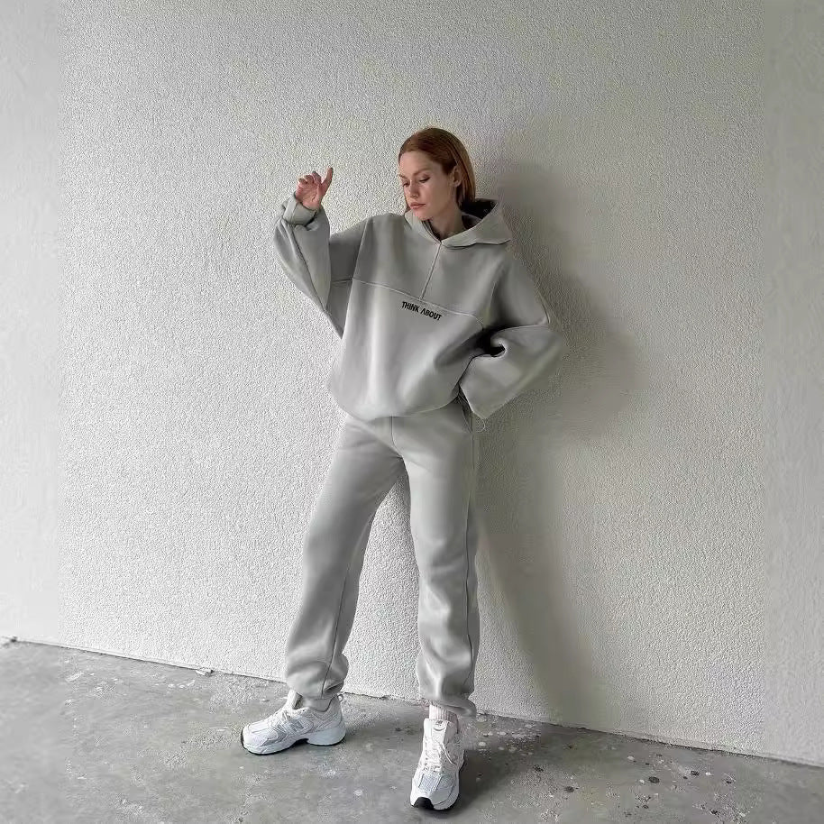 Damen bequemer Hoodie mit weitem Schnitt und praktischen Kängurutaschen GR