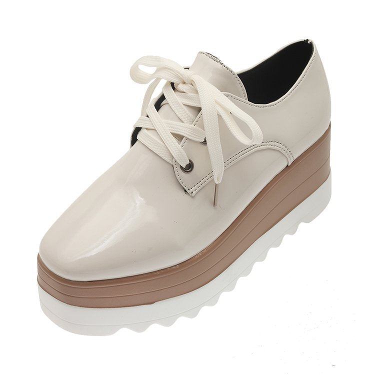 Women's fashionable platform sneakers with a chic shine and comfortable sole construction, size GR