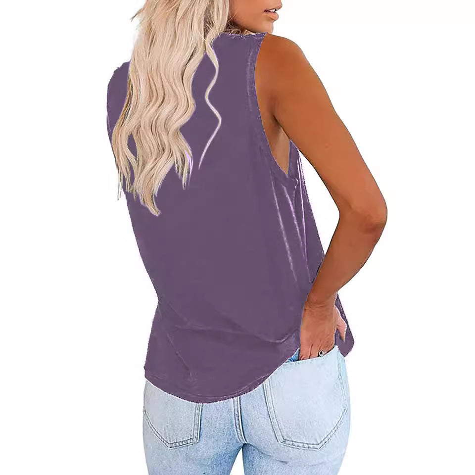 Women's sleeveless V-neck top with chest pocket and relaxed fit, size S