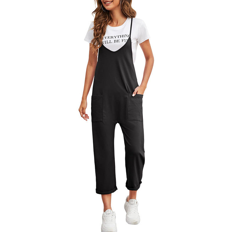 Women's relaxed jumpsuit with practical pockets and a casual cut, size S