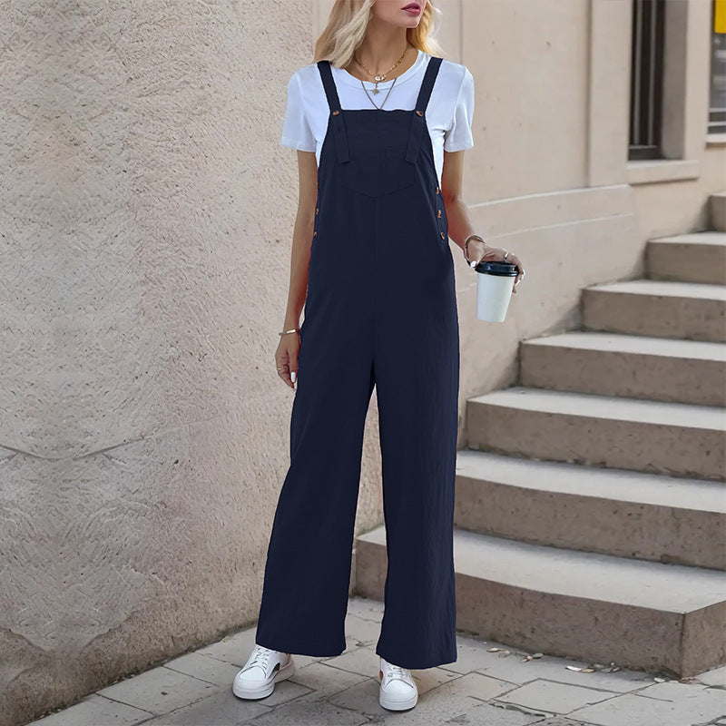 Women's relaxed palazzo-style dungarees with practical pockets and adjustable straps, size S