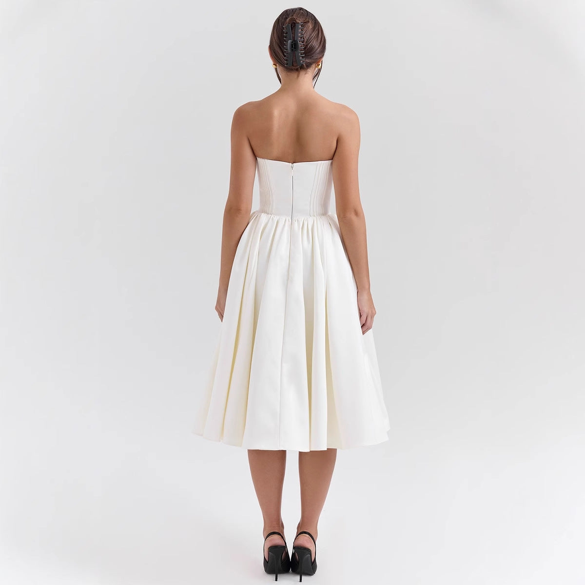 Damen Abendkleid mit strapless Design und voluminösem Rock GR
