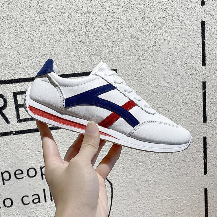 Women's sneakers in a sporty-elegant design with a comfortable sole, size GR
