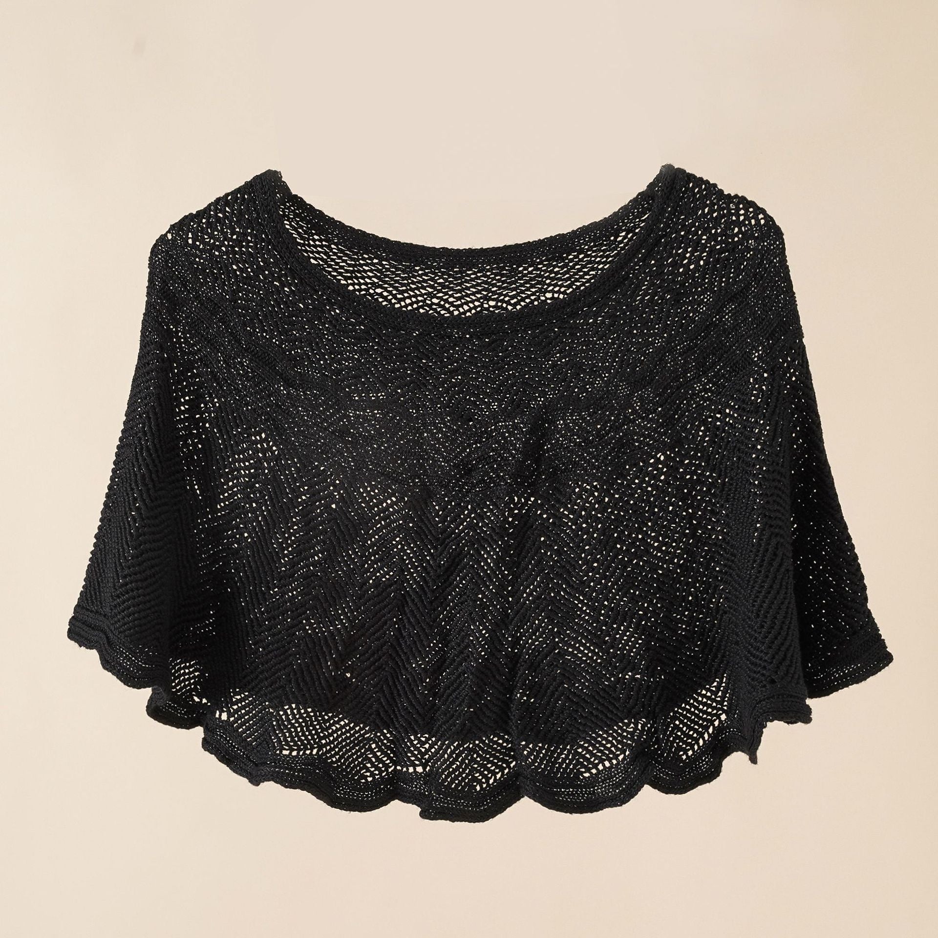 Damen luftiger Strickponcho im modernen Design GR