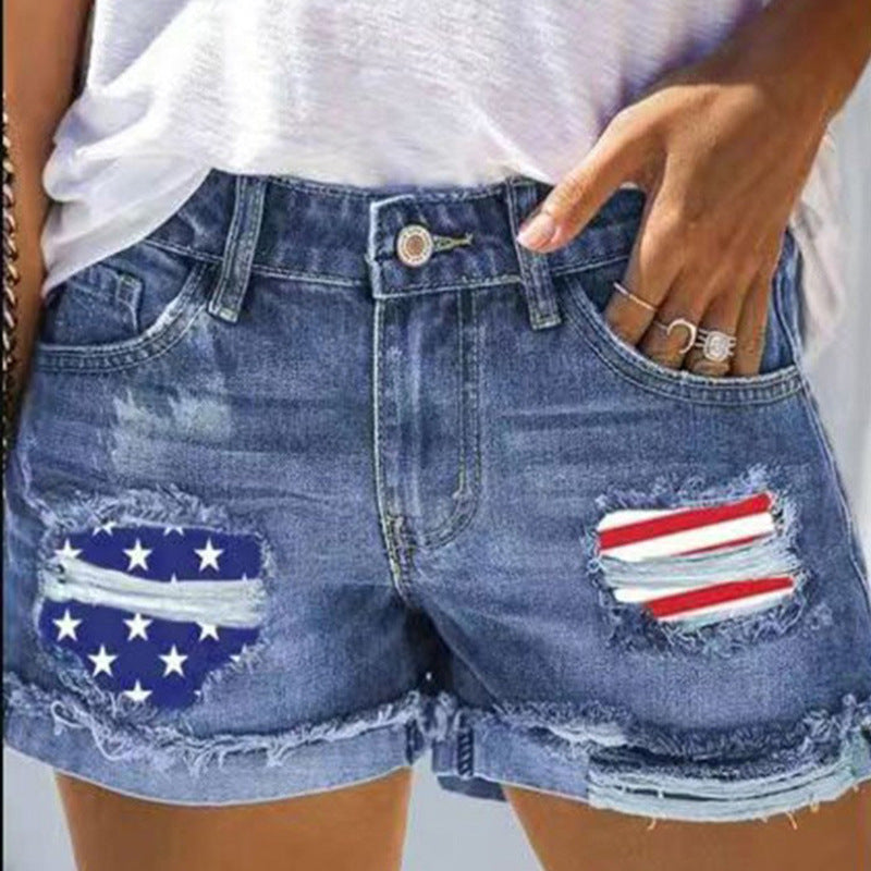 Damen Denim-Shorts mit kreativen Flaggenapplikationen und lässigem Destroyed-Design GR