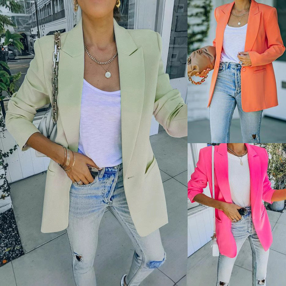Women's elegant oversized blazer with a structured cut and casual details, size S