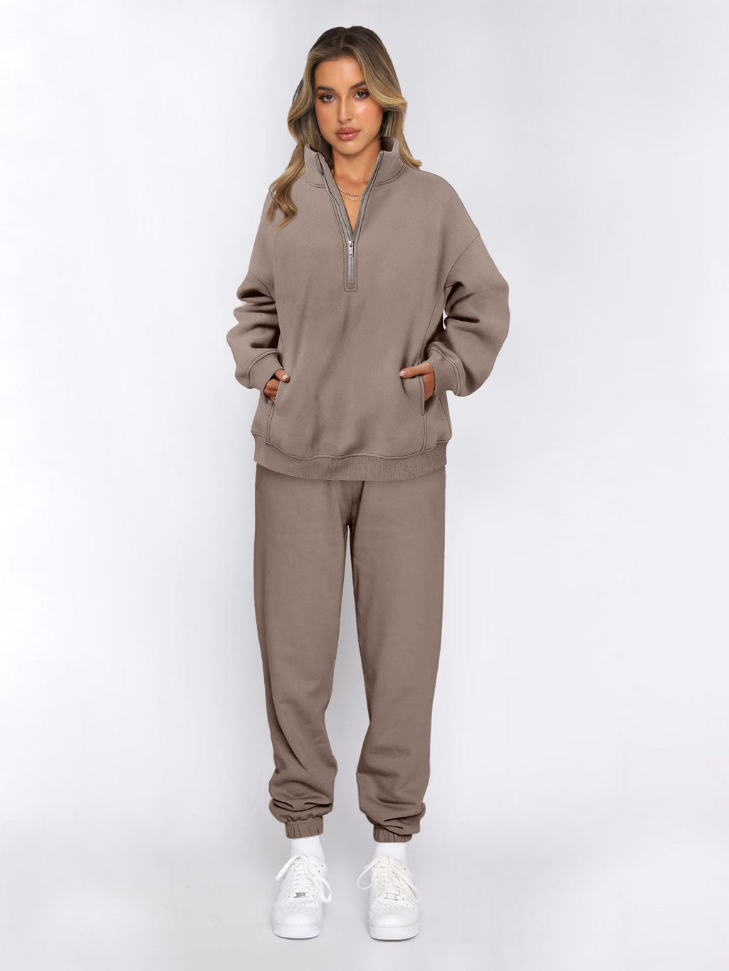 Damen sportliches Set mit Stehkragen und praktischem Reißverschluss GR