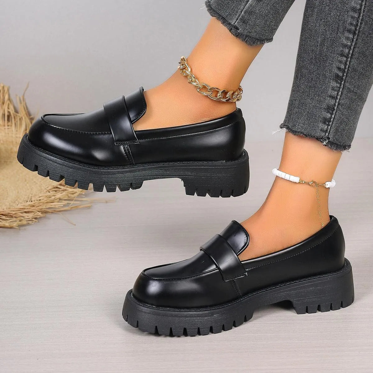 GR | Black platform moccasins 