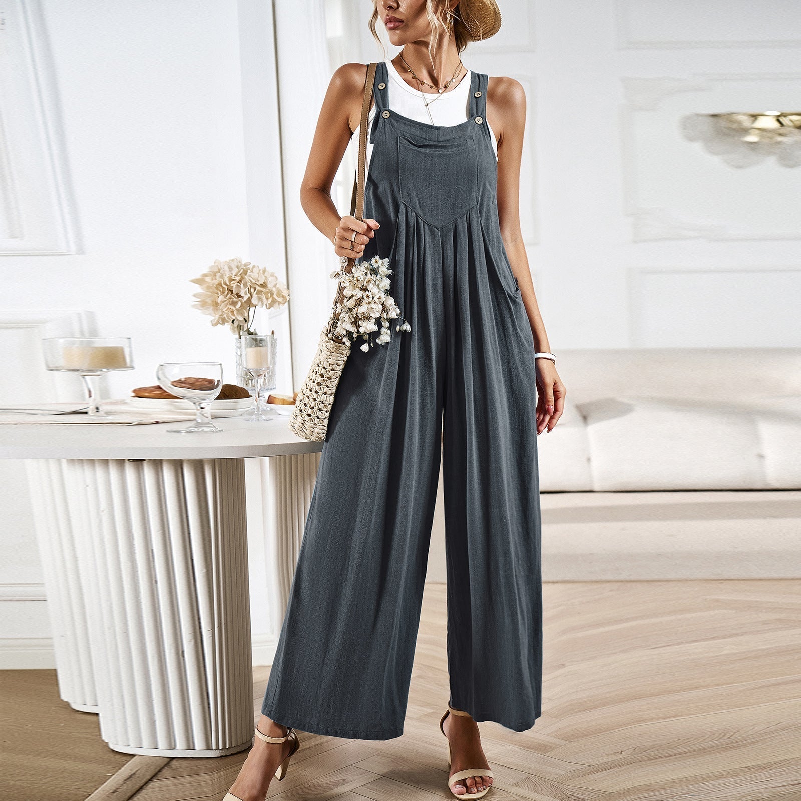 GR | Loose-fitting leg-length jumpsuit