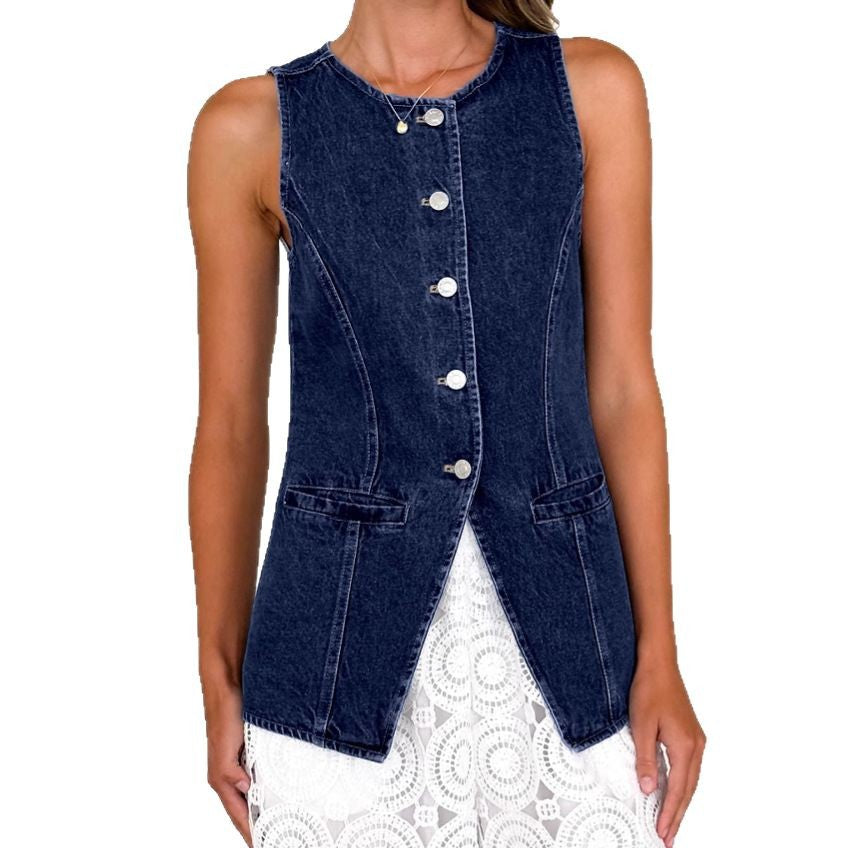 Women's denim shirt jacket with a modern cut and button details, size S