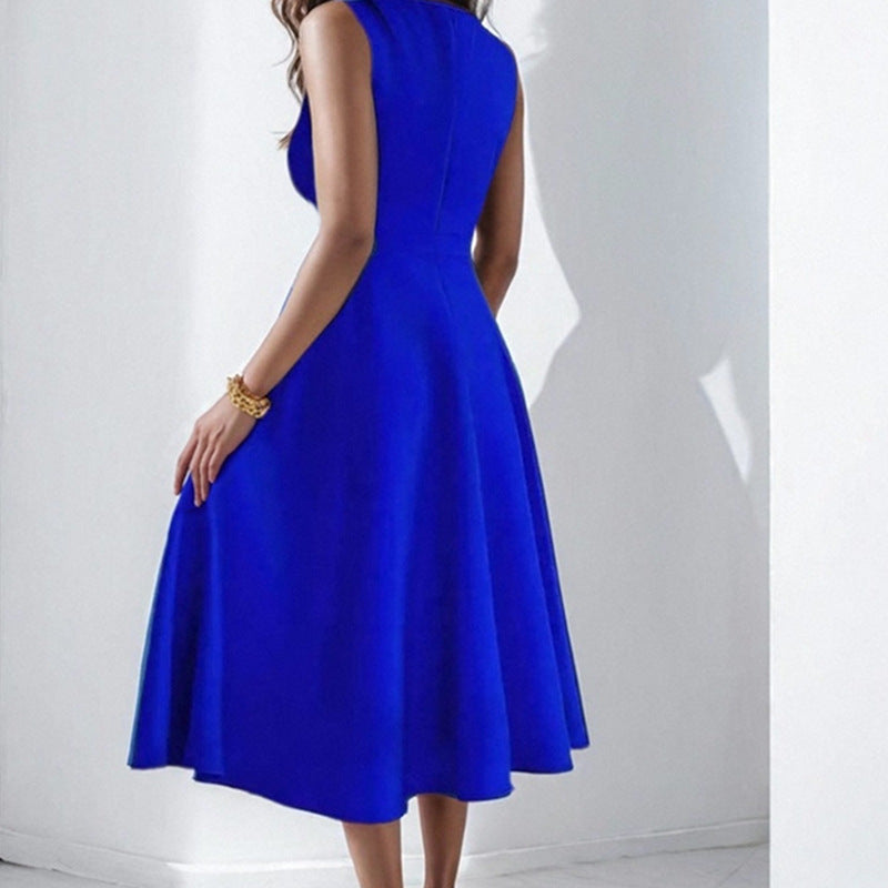 Women's elegant and airy dress with V-neck, size