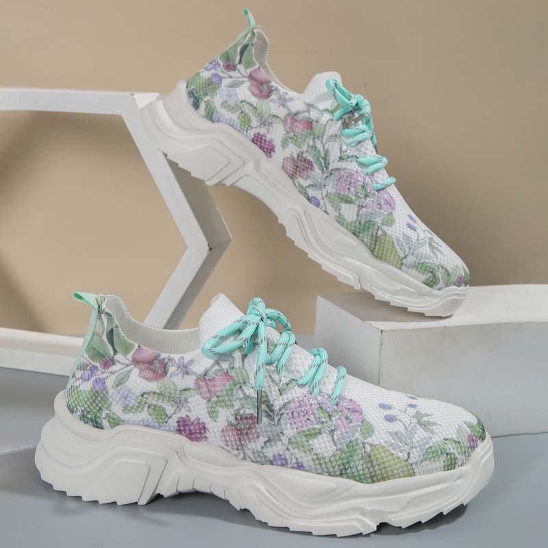 GR | Casual sneakers with floral print