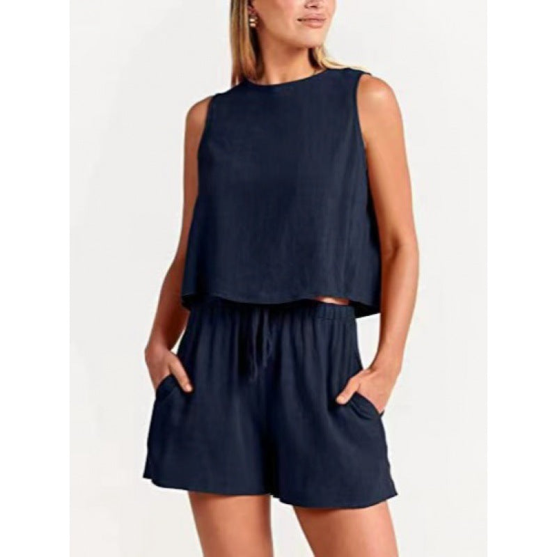 Women's casual two-piece set with light top and shorts, size