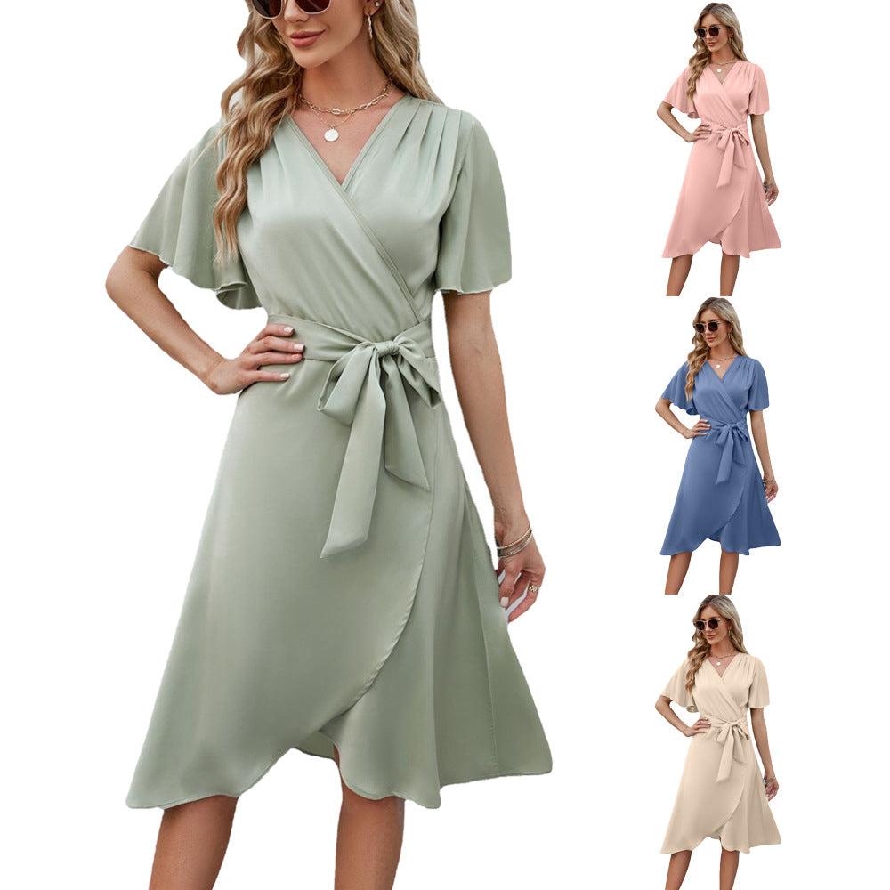 GR | Satin V-Ausschnitt Taillenbetonendes Glockenärmel Sexy Kleid
