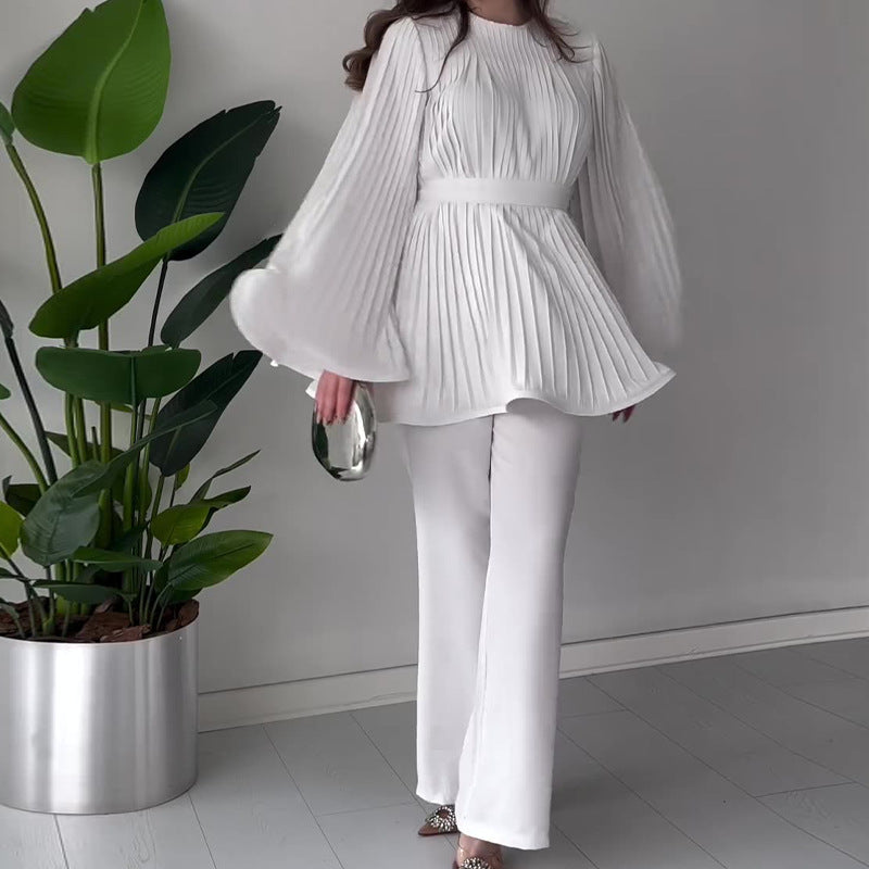 GR Swing suit with round neck and batwing sleeves