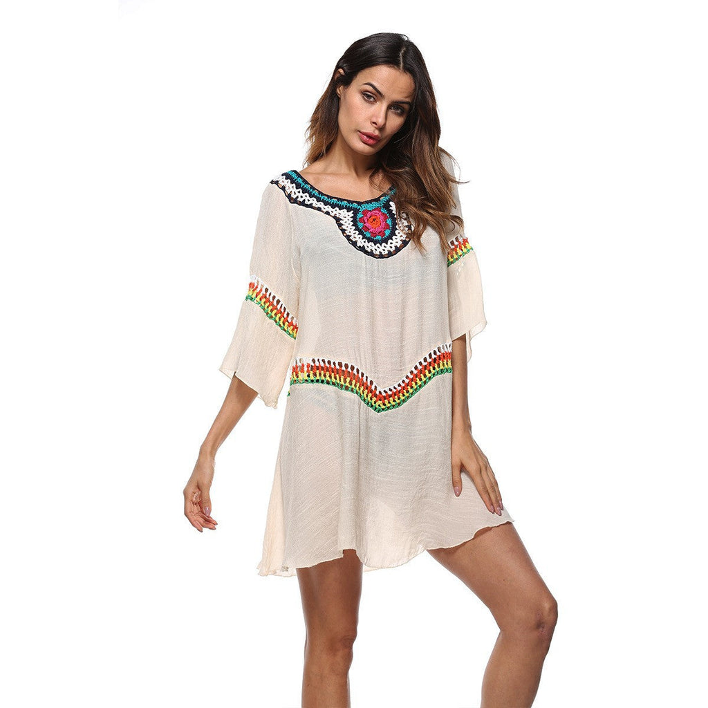 Women's beach tunic with colorful embroidery and wide sleeves, size S