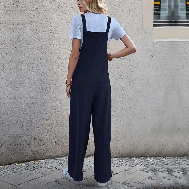 Women's relaxed palazzo-style dungarees with practical pockets and adjustable straps, size S