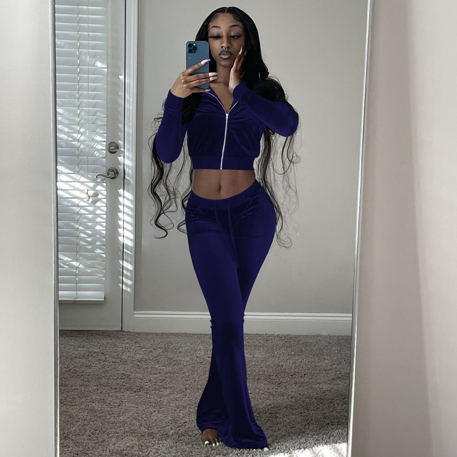 Damen Velours Tracksuit mit Zip-Front und weit geschnittener Hose GR