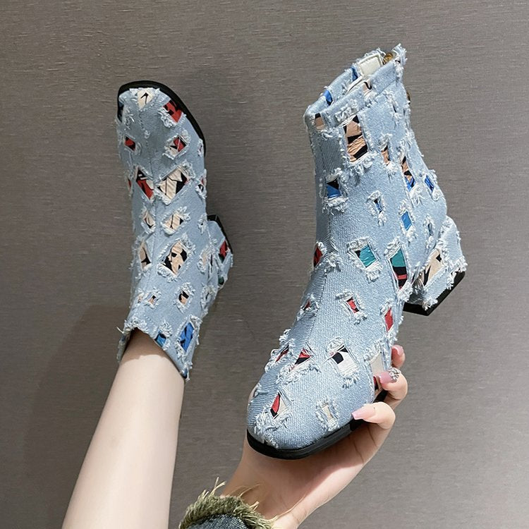 Women's fashionable ankle boots with a creative geometric print and elegant zipper, size S