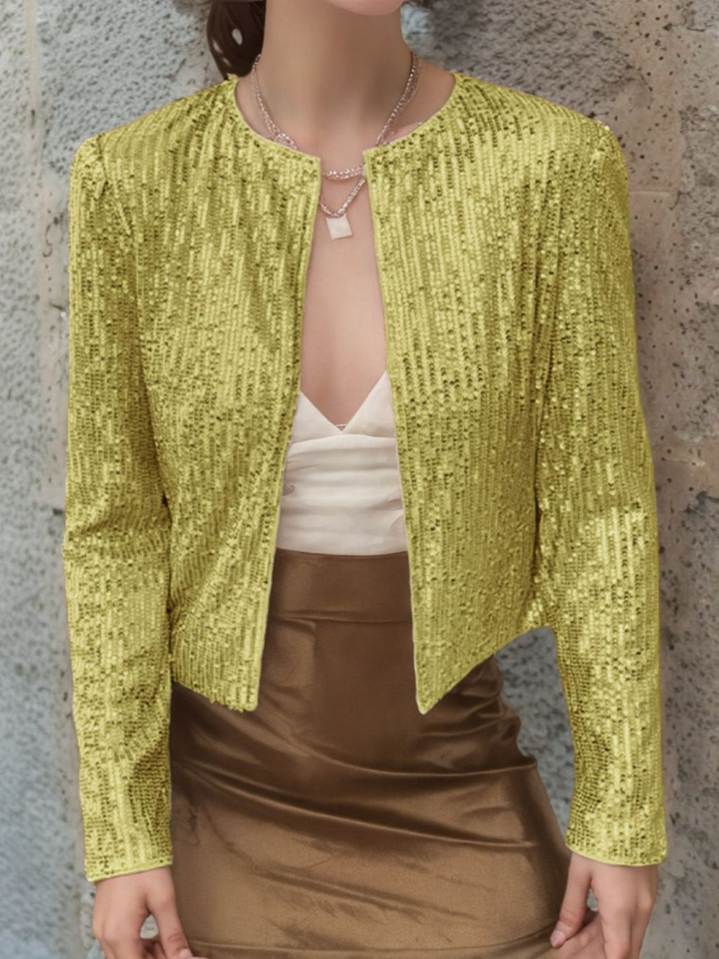 Women's sequined jacket in a modern cut, size