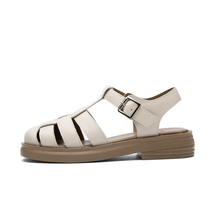 Women's elegant sandals with a sophisticated woven design and comfortable footbed, size GR