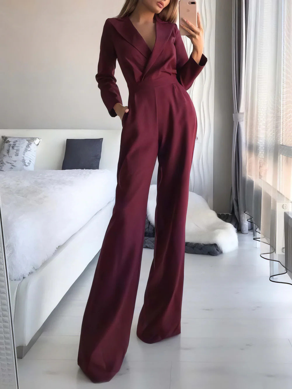 GR Long-sleeved jumpsuit with a slim fit for women