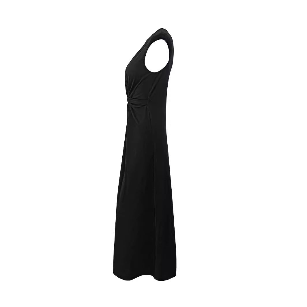 Women's elegant evening dress with chic pleats and figure-hugging cut, size [size missing]