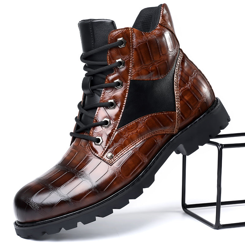 GR | Uniquely designed ankle boots