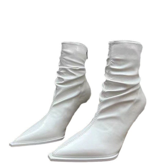 Women's elegant ankle boots with a pointed toe and casual slip-on design, size S