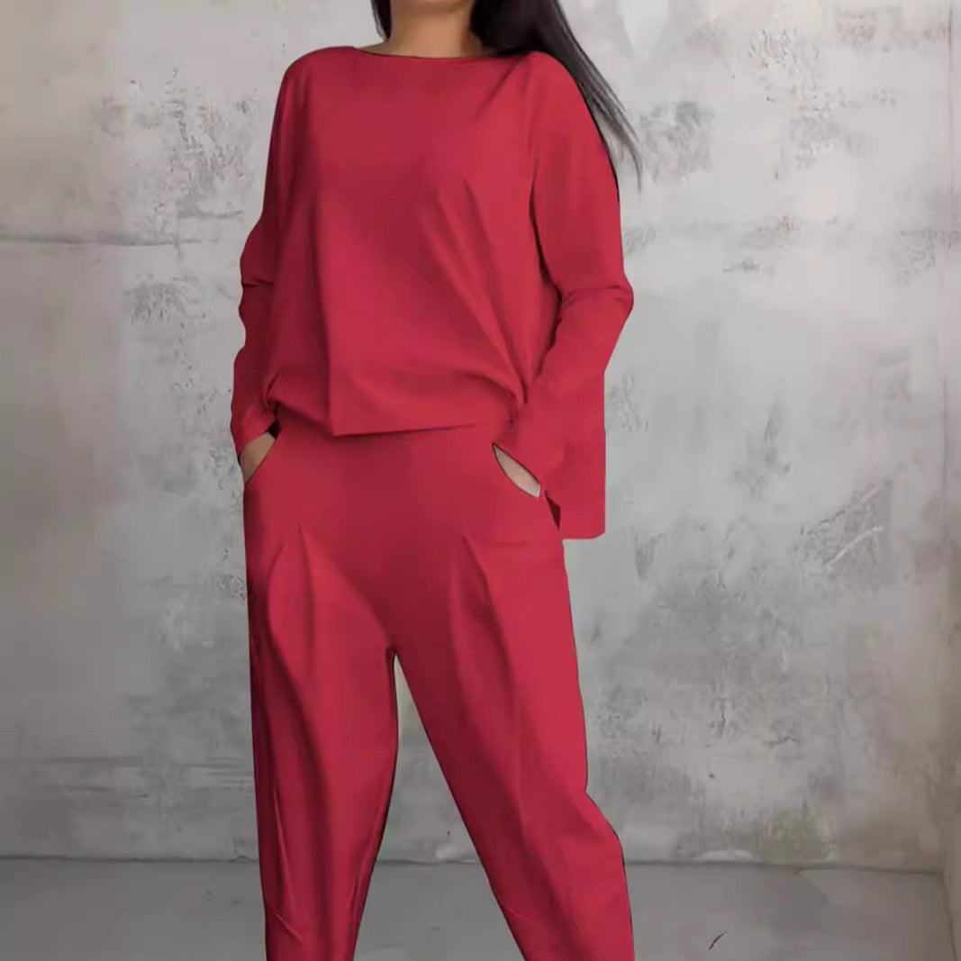GR | Solid color slim-fit trouser suit with round neckline