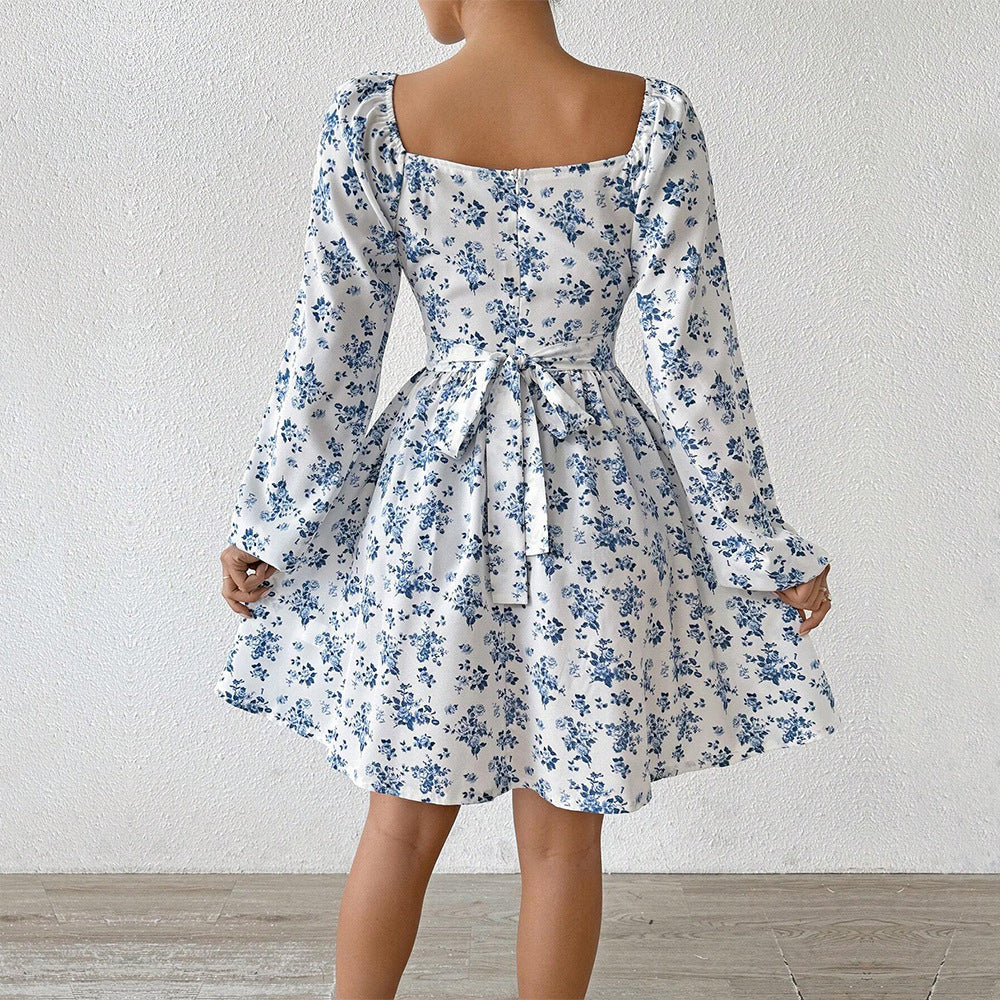 Damen luftiger Blumenkleid mit eleganter Raffung und langen Ärmeln GR