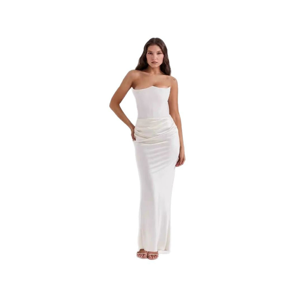 Women's elegant, figure-hugging evening dress with a sophisticated waist detail, size S